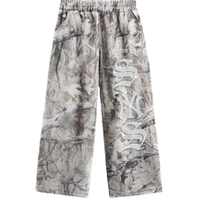 Load image into Gallery viewer, SYNS RHINESTONE SWEATPANTS CAMO
