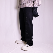 Load image into Gallery viewer, SYNS RHINESTONE SWEATPANTS ONYX V2
